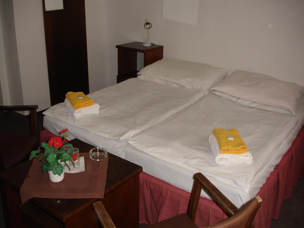 Ea Jasmín 3* Praha