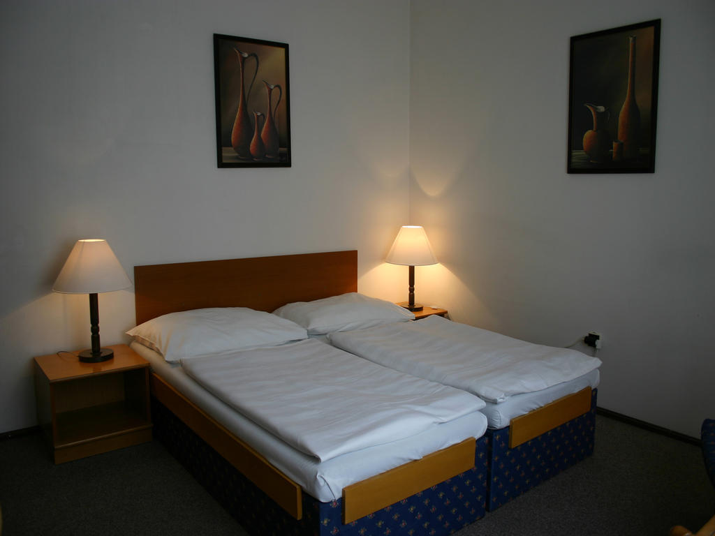 Ea Jasmín 3* Praha