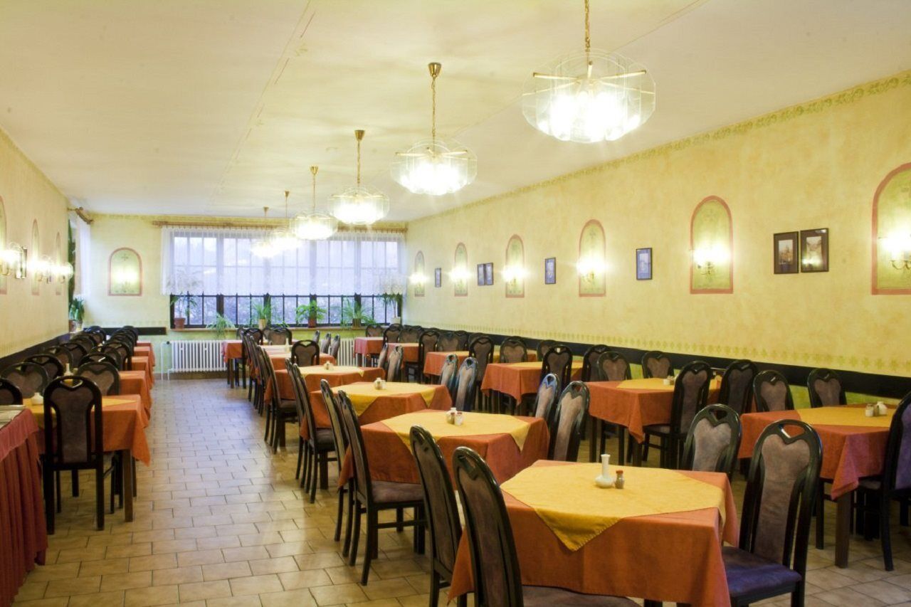 Ea Jasmín Praha